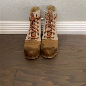Sorel 1964 Wedge Bootie Size 7